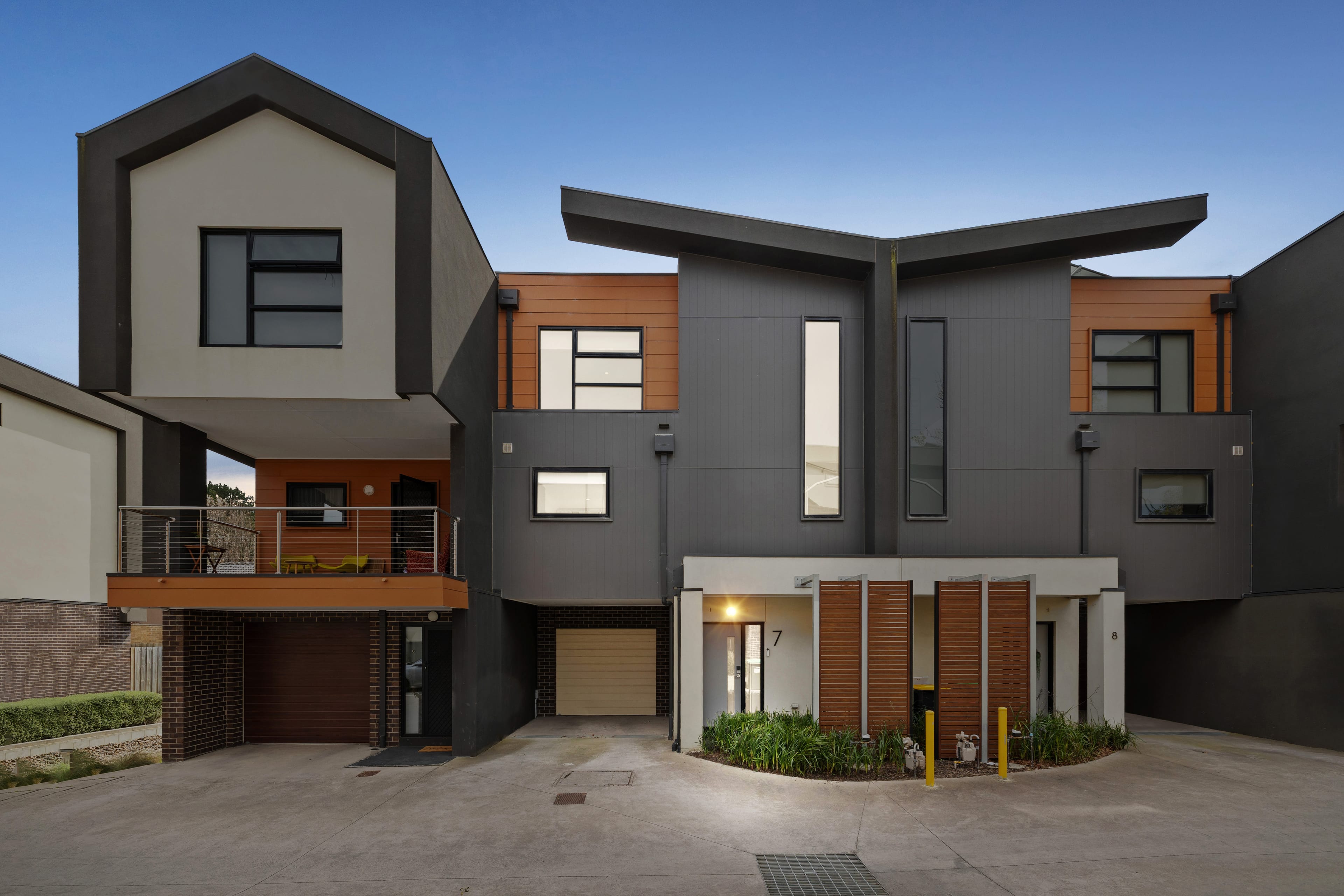 7/321 Wantirna Road, Wantirna — listing photograph 1
