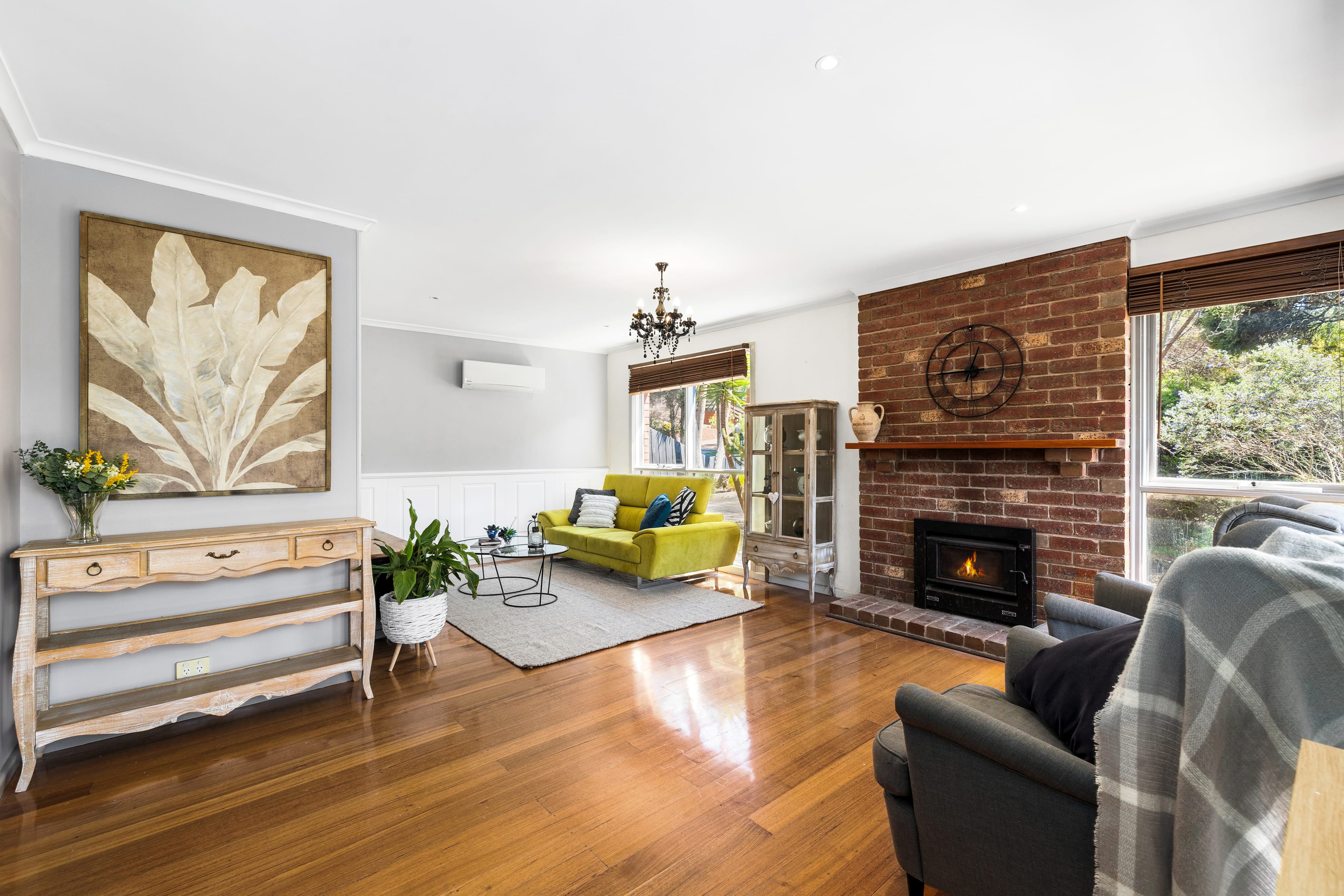 6 Chalmers Grove, Upper Ferntree Gully — listing photograph 4