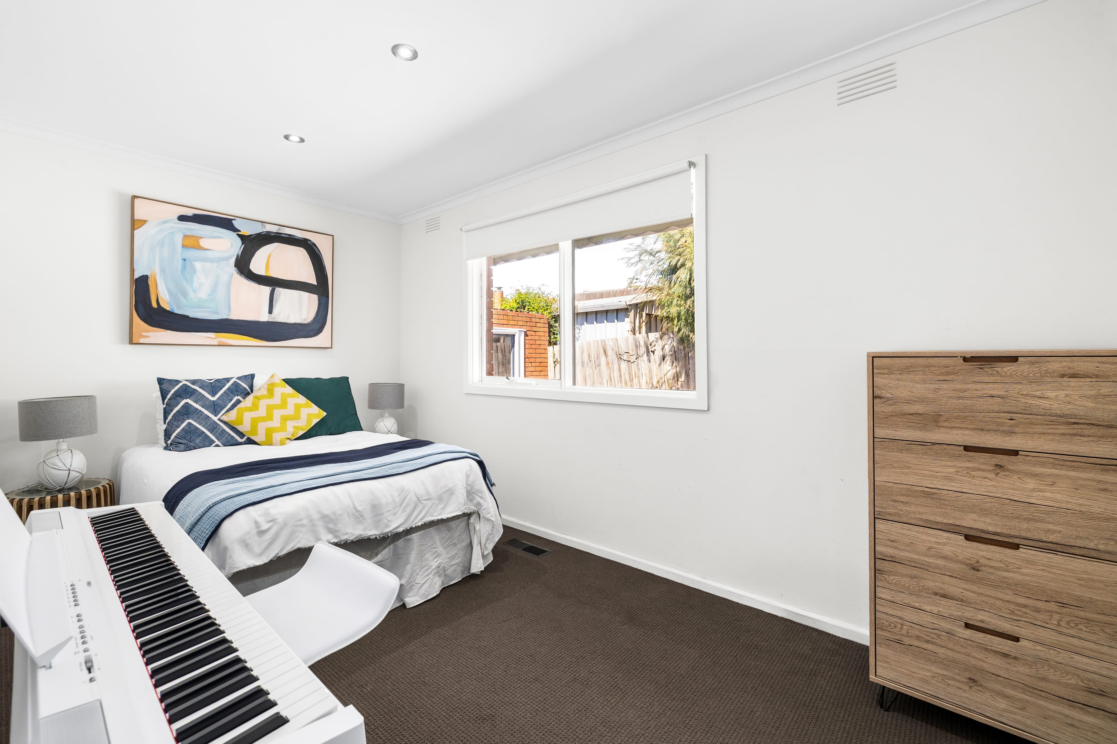 6 Chalmers Grove, Upper Ferntree Gully — listing photograph 10